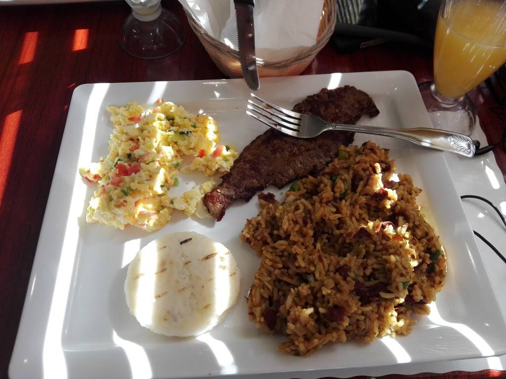 La Caleñita Restaurant & Bakery | bakery | 1931 Pembroke Rd, Hollywood, FL 33020, USA | 9549236559 OR +1 954-923-6559