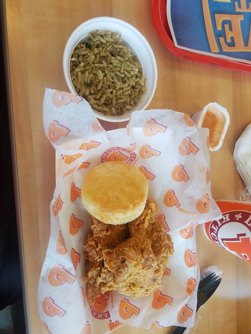 Popeyes Louisiana Kitchen | restaurant | 5910 S Kings Hwy, Myrtle Beach, SC 29575, USA | 8438390050 OR +1 843-839-0050