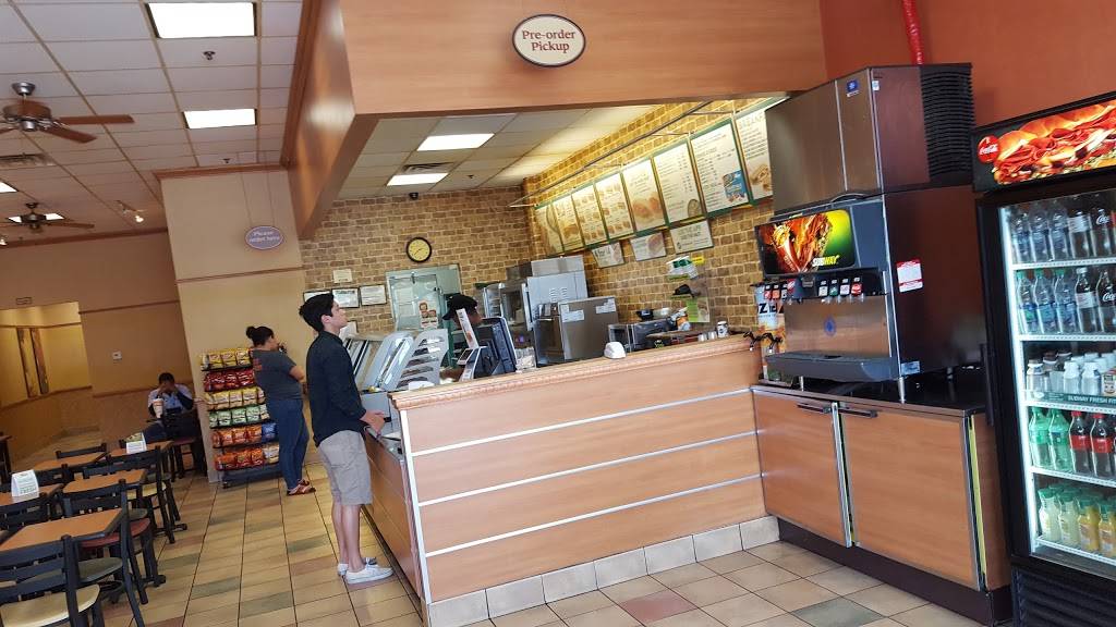 Subway Restaurants | restaurant | 6422 Babcock Rd, San Antonio, TX 78240, USA | 2106901150 OR +1 210-690-1150