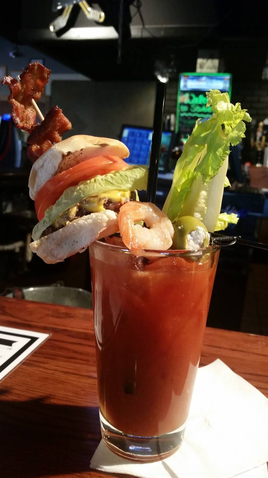 Stubbys Pub & Grub | restaurant | 114 Antioch Dr, Elyria, OH 44035, USA | 4403657882 OR +1 440-365-7882