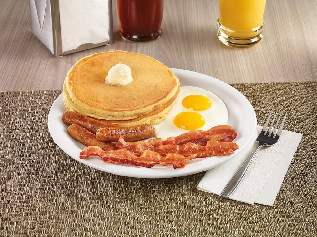 Dennys | restaurant | 56895 Twentynine Palms Highway, Yucca Valley, CA 92284, USA | 7603653481 OR +1 760-365-3481