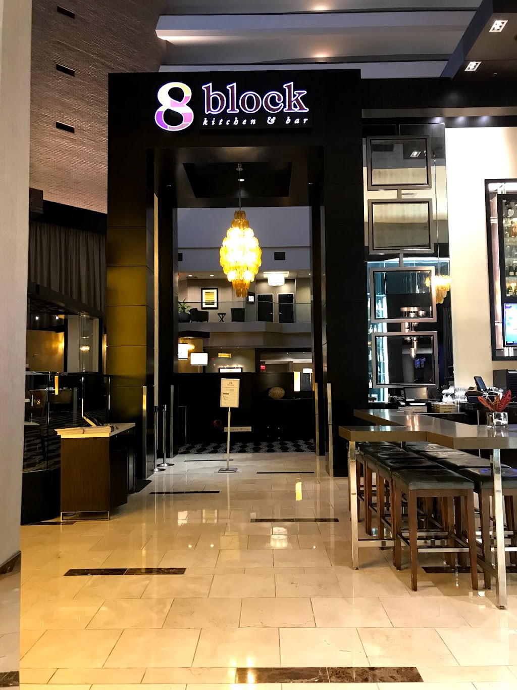 8 Block | Kitchen & Bar | restaurant | 601 Loyola Ave, New Orleans, LA 70113, USA | 5046133850 OR +1 504-613-3850