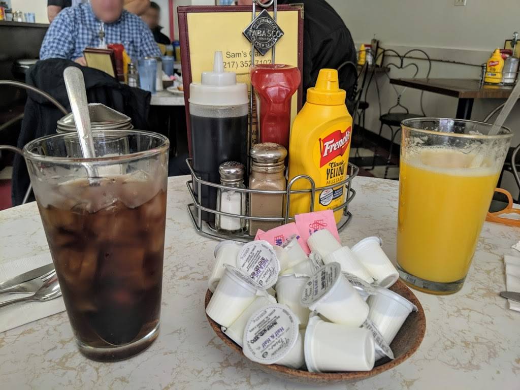 Sams Cafe | restaurant | 115 N Walnut St, Champaign, IL 61820, USA | 2173527102 OR +1 217-352-7102