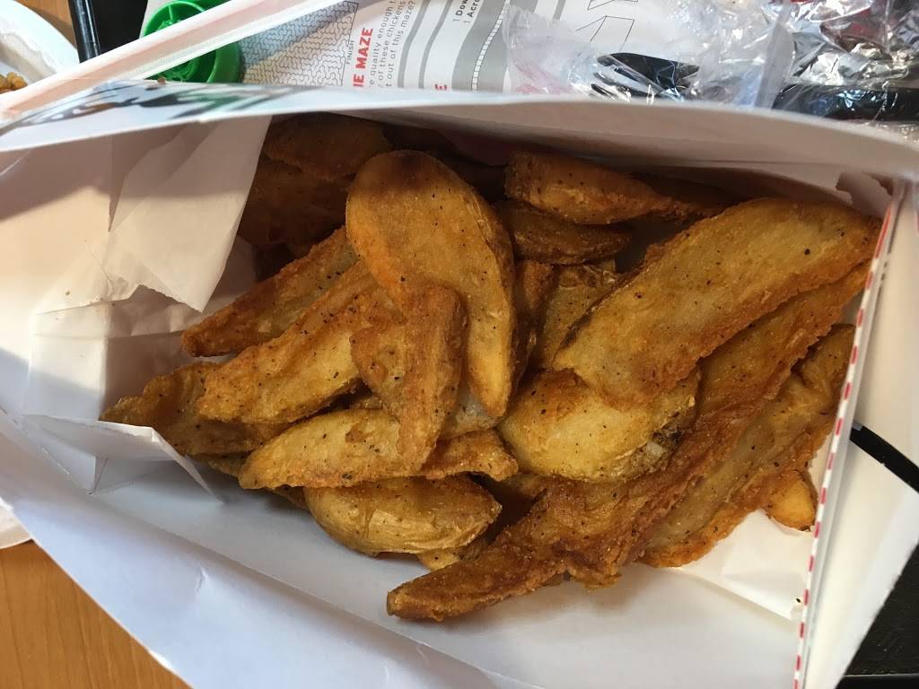 KFC | restaurant | 3668 Lake Tahoe Blvd, South Lake Tahoe, CA 96150, USA | 5305448101 OR +1 530-544-8101