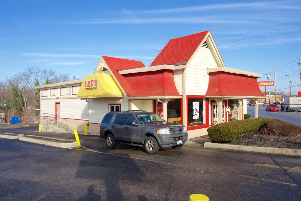 Lees Famous Recipe Chicken | restaurant | 5251 Glenway Ave, Cincinnati, OH 45238, USA | 5139211386 OR +1 513-921-1386