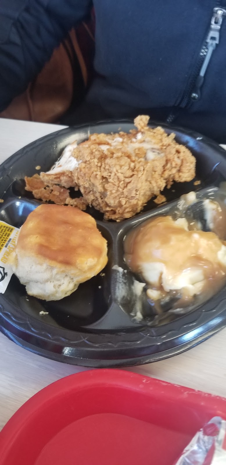 KFC | restaurant | 408 A Ave W, Oskaloosa, IA 52577, USA | 6416738401 OR +1 641-673-8401