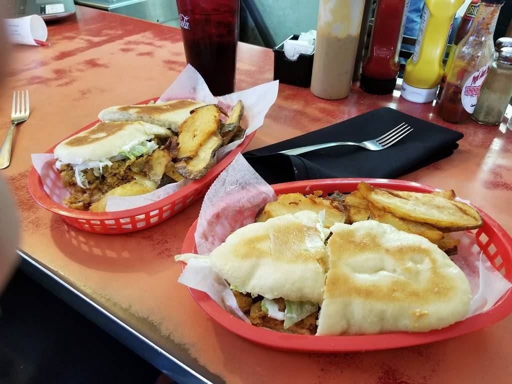 Ricks White Light Diner | restaurant | 114 Bridge St, Frankfort, KY 40601, USA | 5026969104 OR +1 502-696-9104