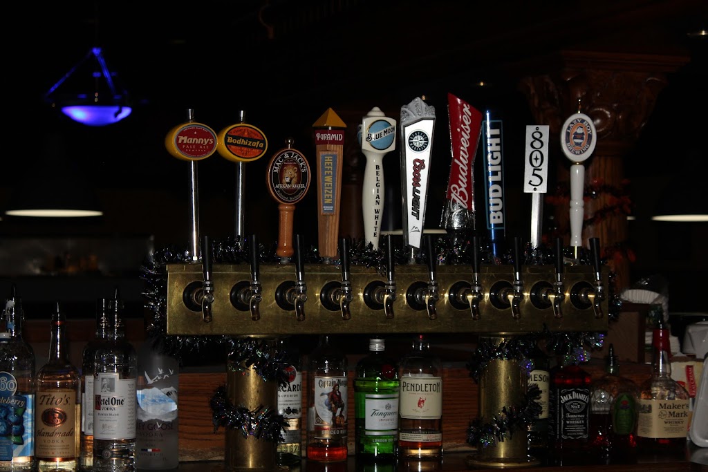 Golden Fleece Billiards | restaurant | 2929 Colby Ave, Everett, WA 98201, USA | 4253743045 OR +1 425-374-3045