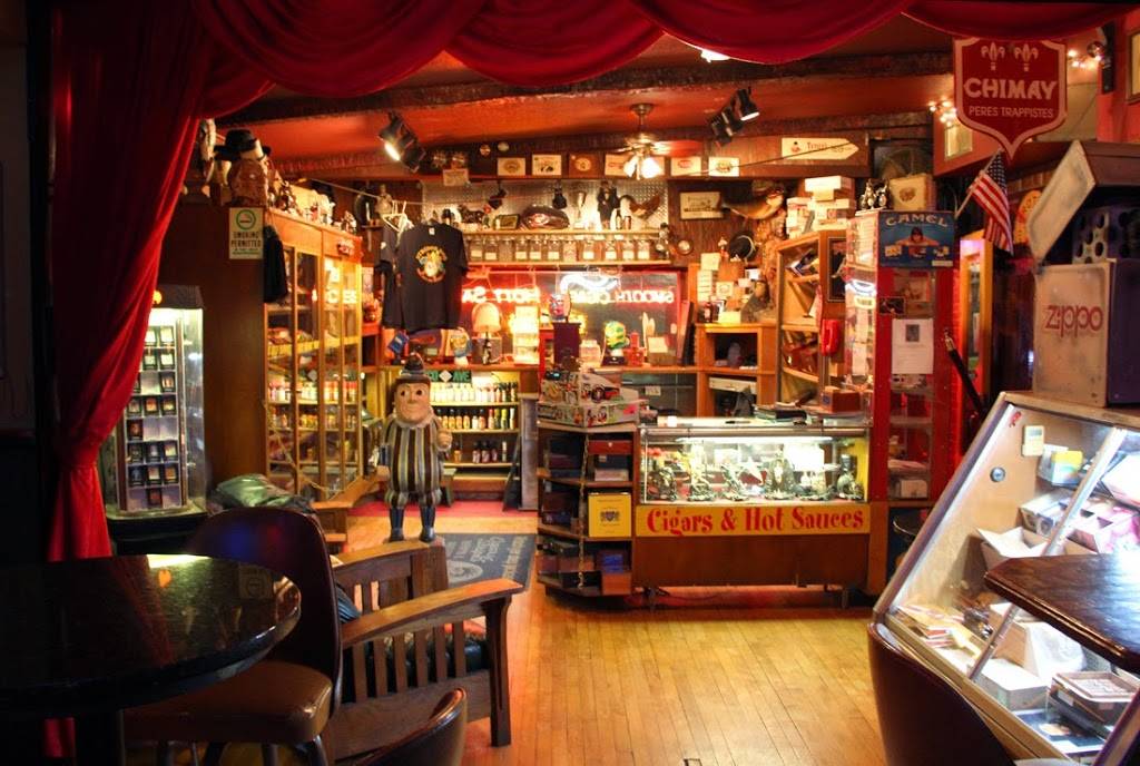 Cigars & Stripes BBQ Lounge | night club | 6715 Ogden Ave, Berwyn, IL 60402, USA | 7084841043 OR +1 708-484-1043