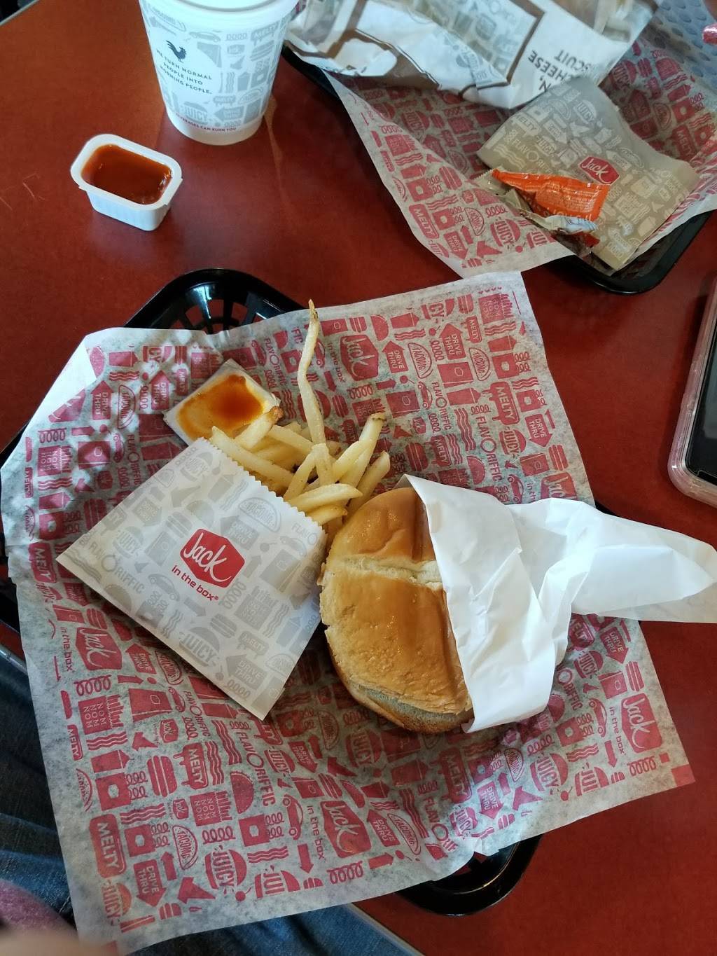 Jack in the Box | restaurant | 147 S Oswell St, Bakersfield, CA 93307, USA | 6613637921 OR +1 661-363-7921