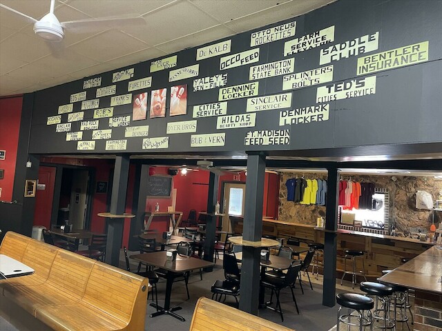 TurnBowl Lanes & Grill | restaurant | 328 Acm Dr, West Point, IA 52656, USA | 3198376815 OR +1 319-837-6815