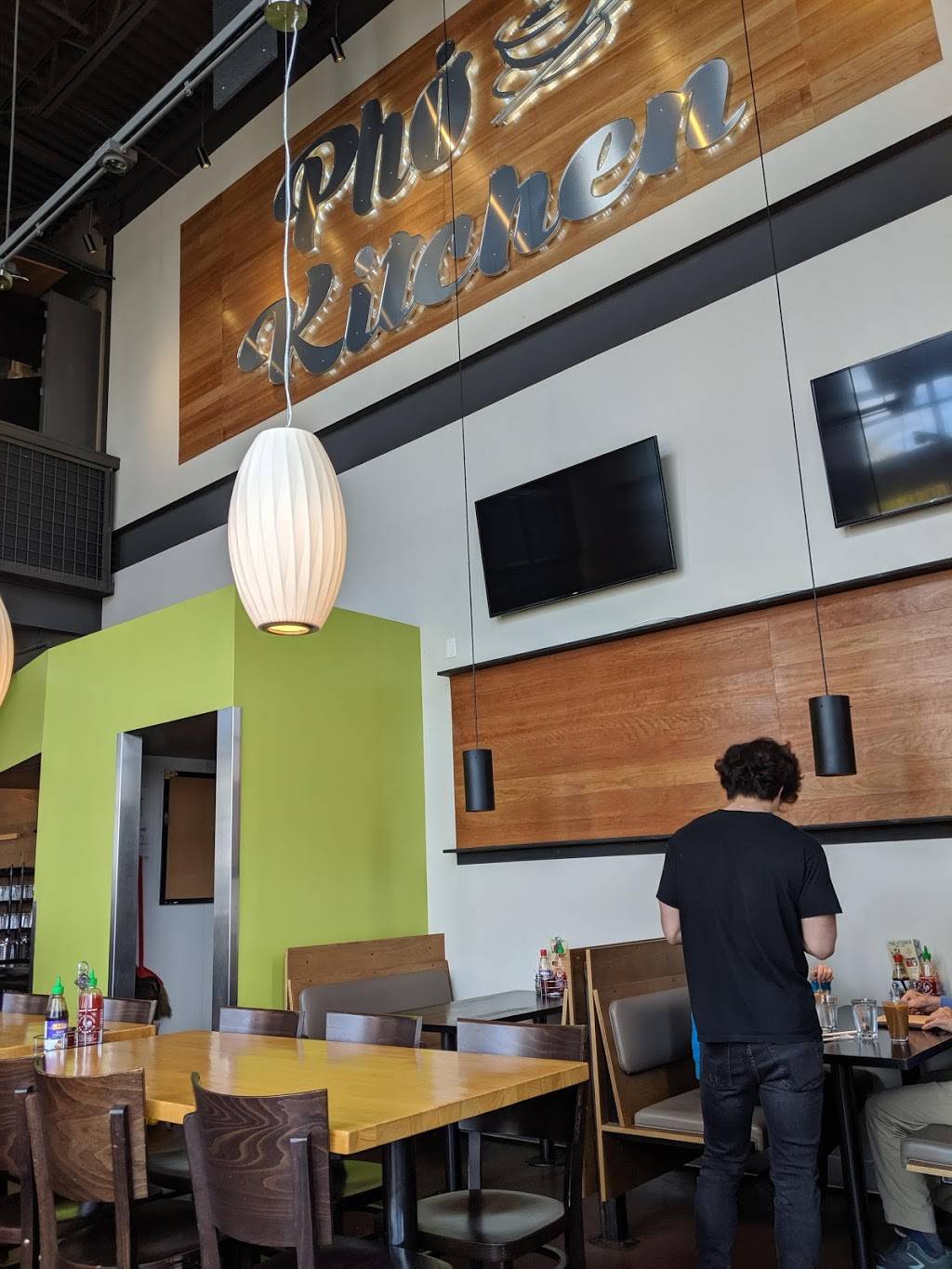 Pho Kitchen Bar & Grill | restaurant | unit 3, 2314, 2900 Baseline Rd, Boulder, CO 80303, USA | 3038723903 OR +1 303-872-3903