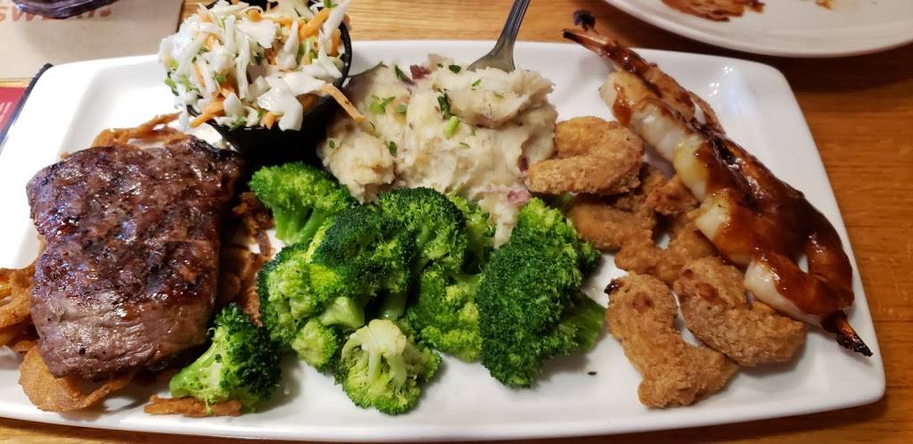 Applebees Grill + Bar | restaurant | 233 Graff Rd SE, New Philadelphia, OH 44663, USA | 3303085530 OR +1 330-308-5530