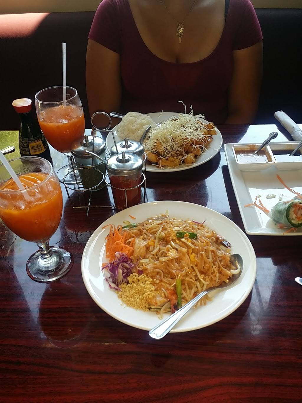 MY THAI | restaurant | 46520 Washington St #3, La Quinta, CA 92253, USA | 7605648424 OR +1 760-564-8424