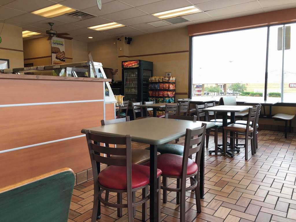 Subway | restaurant | 3612 Forest Ln, Dallas, TX 75234, USA | 2143514455 OR +1 214-351-4455