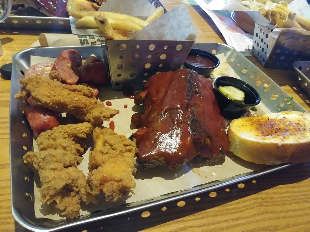 Chilis Grill & Bar | restaurant | 3840 W 10th St, Greeley, CO 80634, USA | 9703520160 OR +1 970-352-0160