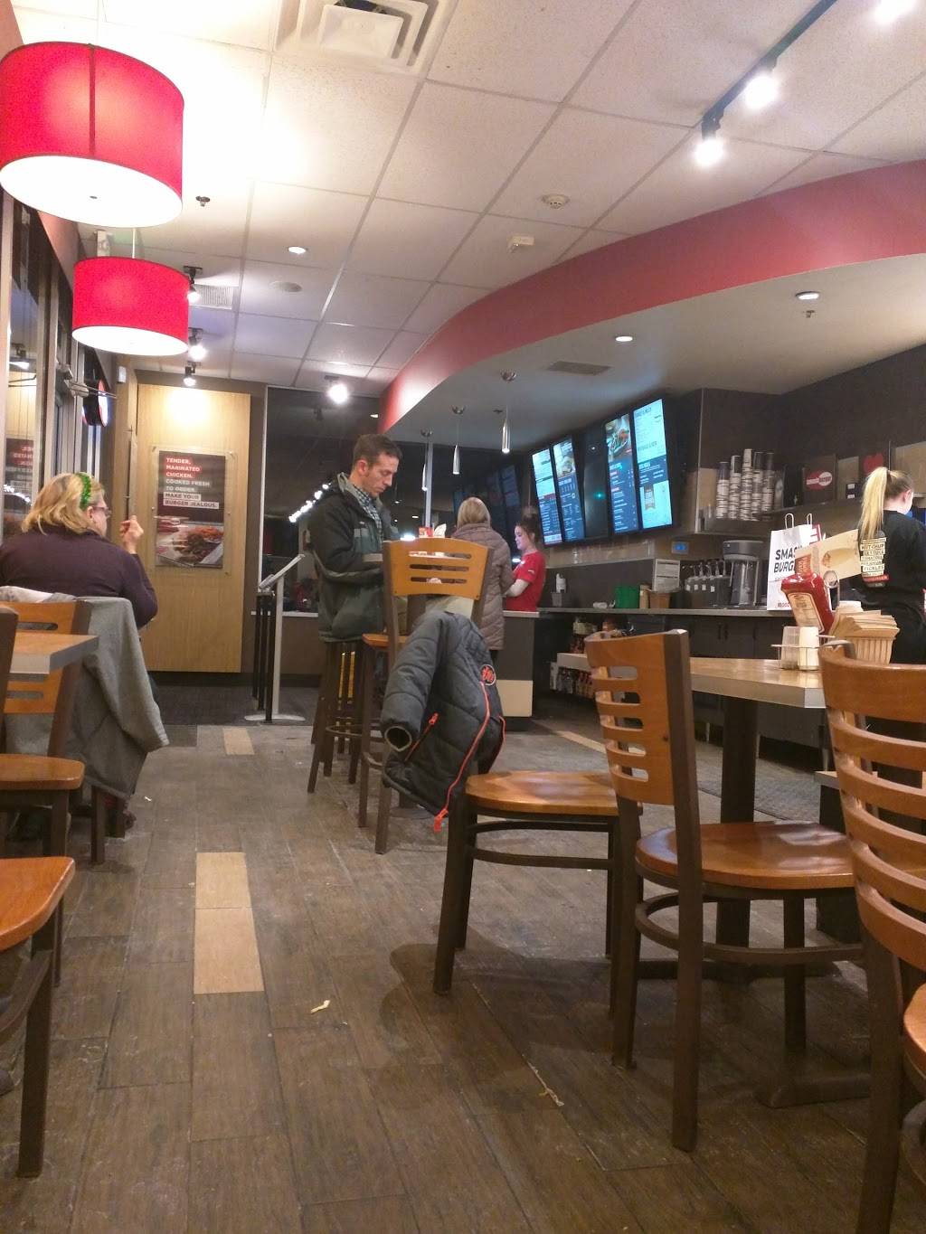 Smashburger | restaurant | 3356 Youngfield St, Wheat Ridge, CO 80033, USA | 3032332234 OR +1 303-233-2234