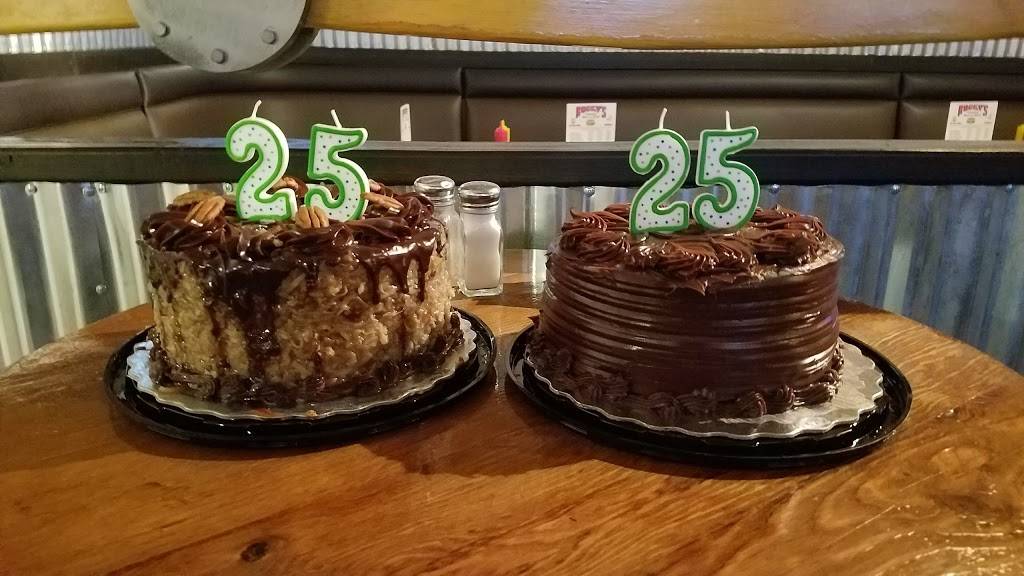 Rockys Family Bar & Grill | restaurant | 3821 W Magnolia Blvd, Burbank, CA 91505, USA | 8188430227 OR +1 818-843-0227