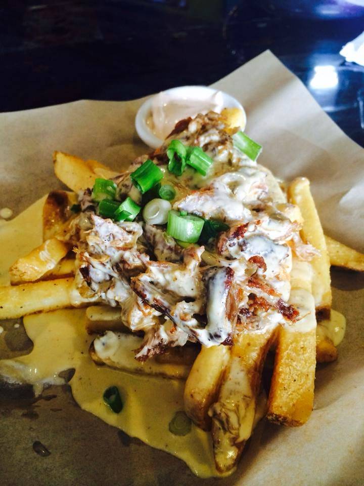 The Local Pacific Beach | restaurant | 809 Thomas Ave, San Diego, CA 92109, USA | 8582637475 OR +1 858-263-7475