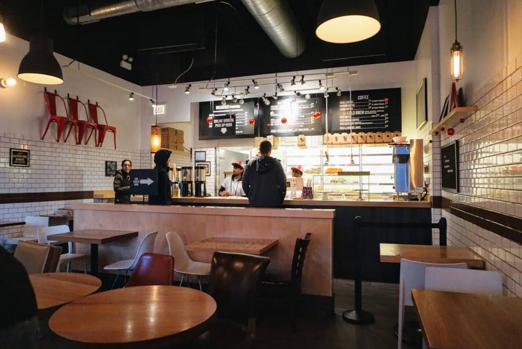 Do-Rite Donuts & Chicken | cafe | 181 N Morgan St, Chicago, IL 60607, USA | 3126248878 OR +1 312-624-8878