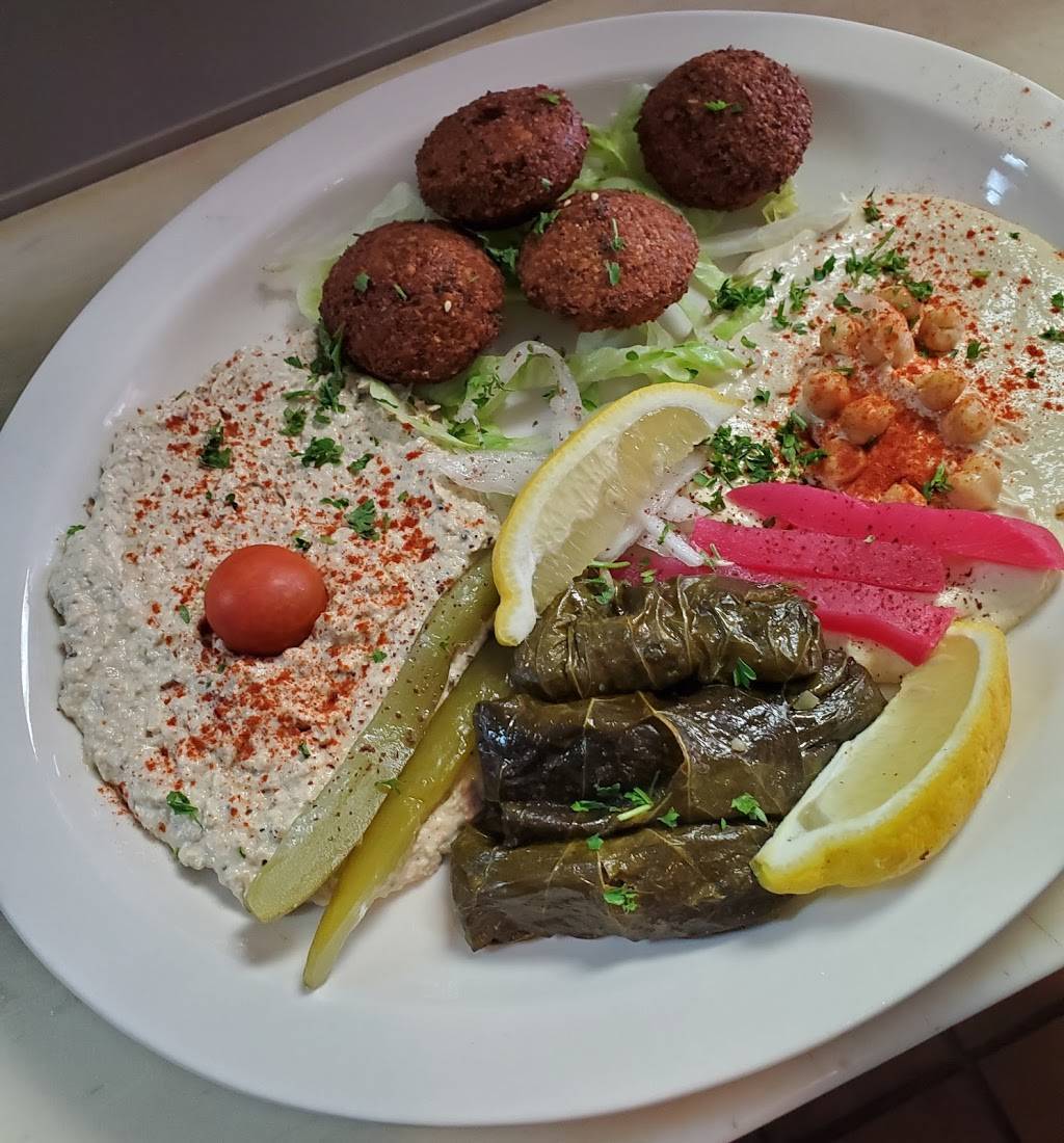 Hollywood Mediterranean Cuisine | restaurant | 17810 E Thirteen Mile Rd, Roseville, MI 48066, USA | 5862855260 OR +1 586-285-5260