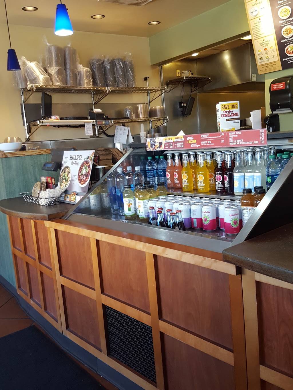 Noodles and Company | restaurant | At 28th, 2725 W Oklahoma Ave, Milwaukee, WI 53215, USA | 4143830400 OR +1 414-383-0400