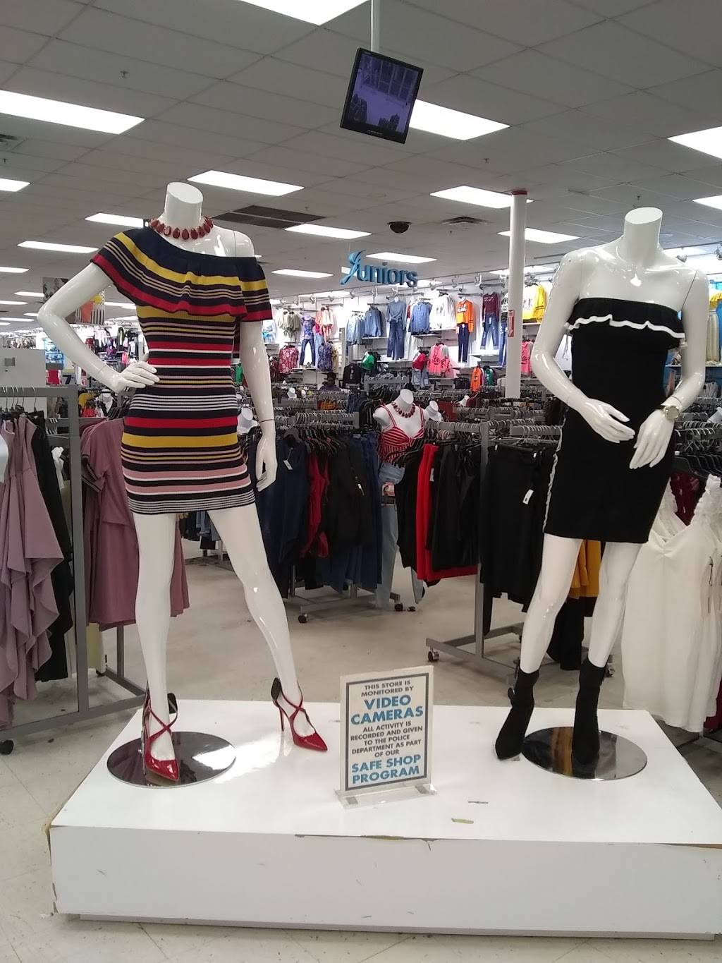 First Wok | restaurant | 3967 7th Street Rd, Louisville, KY 40216, USA | 5024480588 OR +1 502-448-0588