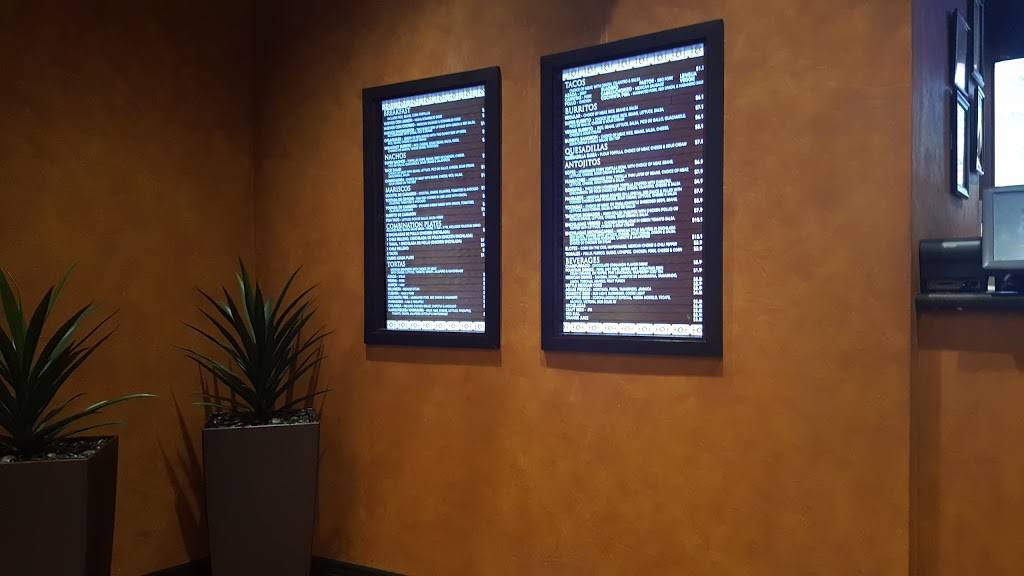 La Fondita Taqueria | restaurant | 630 Park Ct, Rohnert Park, CA 94928, USA | 7075887311 OR +1 707-588-7311