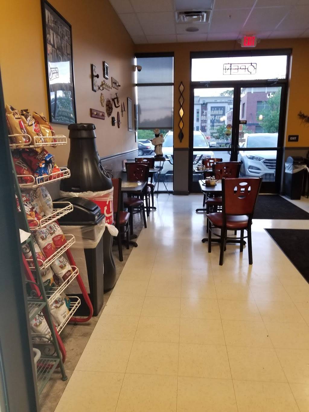 Gennaros Pizza Parlor | meal delivery | 46 Marion Ave, Saratoga Springs, NY 12866, USA | 5185841900 OR +1 518-584-1900