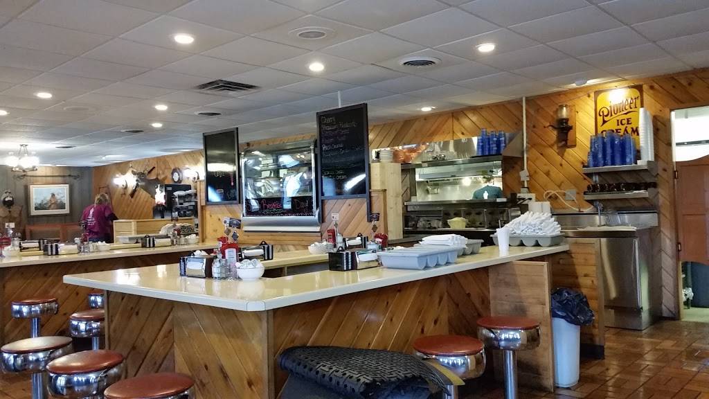 Pioneer Family Restaurant | restaurant | 244 N Pioneer Park Rd, Westfield, WI 53964, USA | 6082963121 OR +1 608-296-3121