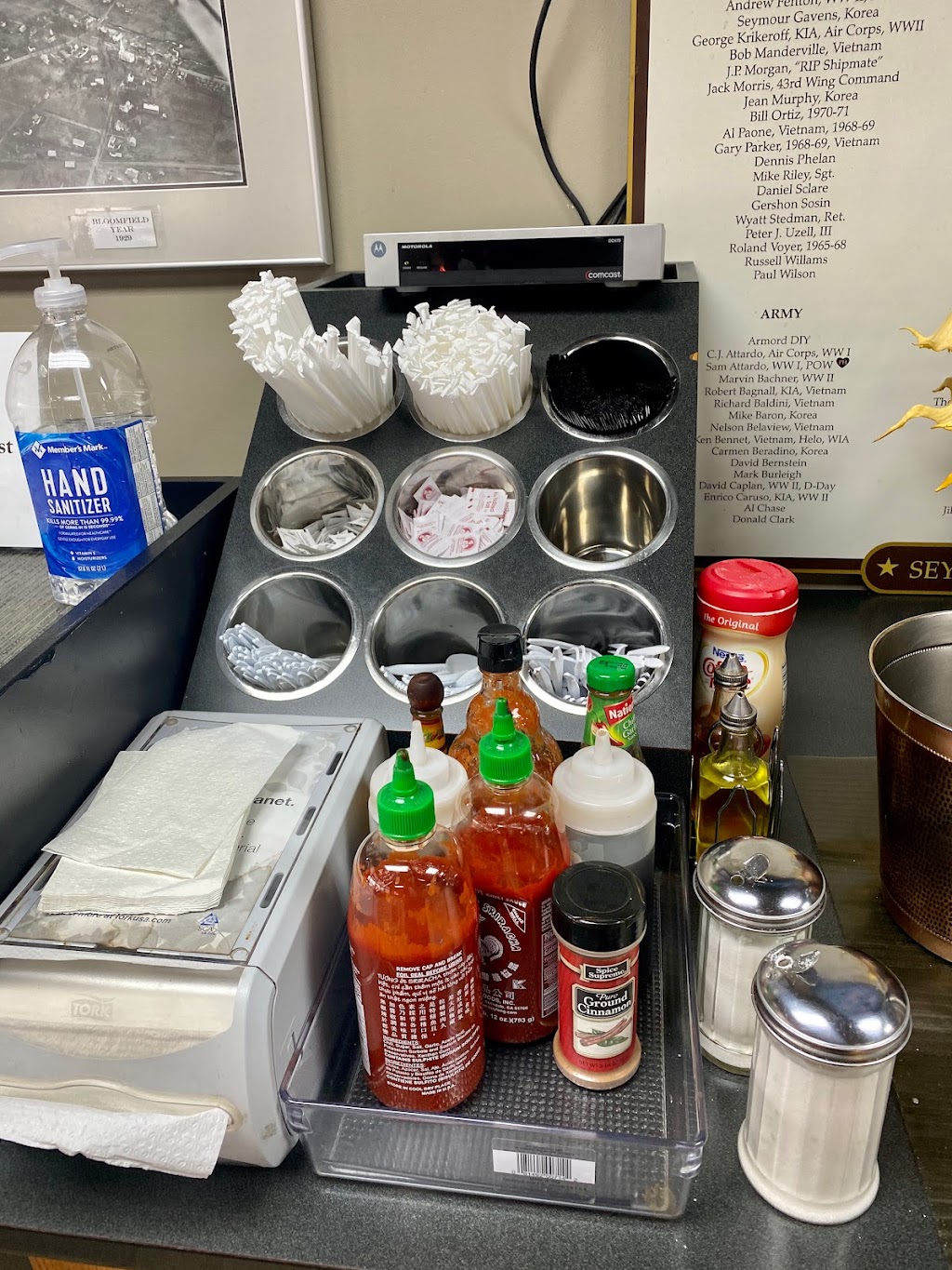 Isaacs Bagel Cafe | bakery | 16-B Mountain Ave, Bloomfield, CT 06002, USA | 8602438704 OR +1 860-243-8704