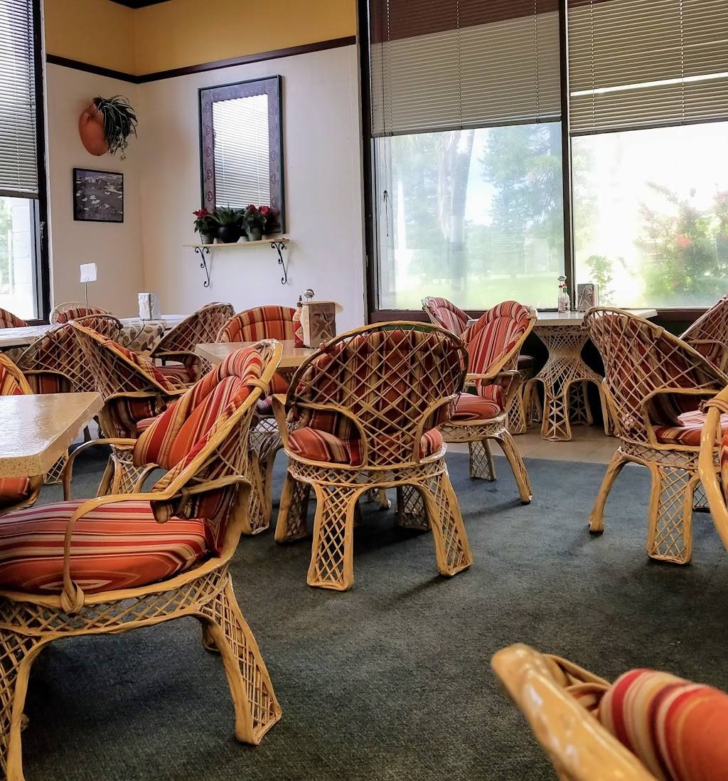 La Familia | restaurant | 210 McClellan St, Joint Base Pearl Harbor-Hickam, HI 96853, USA | 8084229987 OR +1 808-422-9987