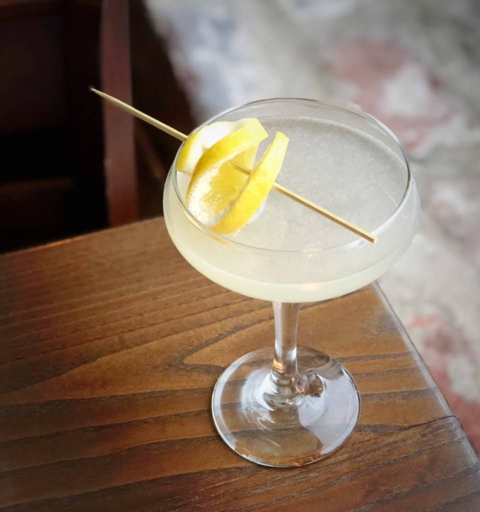 Earnest Bar & Hideaway (formerly Hemingways) | restaurant | 438 Houston St Suite 160, Nashville, TN 37203, USA | 6159151715 OR +1 615-915-1715