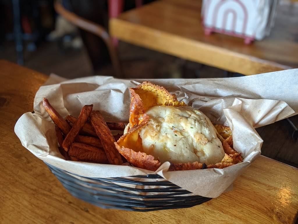 The Skirted Heifer | restaurant | 204 N Tejon St, Colorado Springs, CO 80903, USA | 7196353276 OR +1 719-635-3276