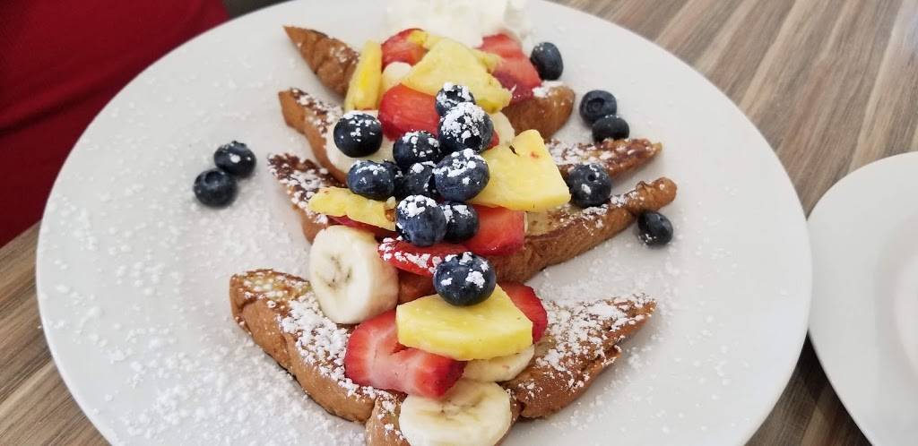 @ The Diner | restaurant | Lake Cay Place, Commons, 9938 Universal Blvd #140, Orlando, FL 32819, USA | 4072377687 OR +1 407-237-7687