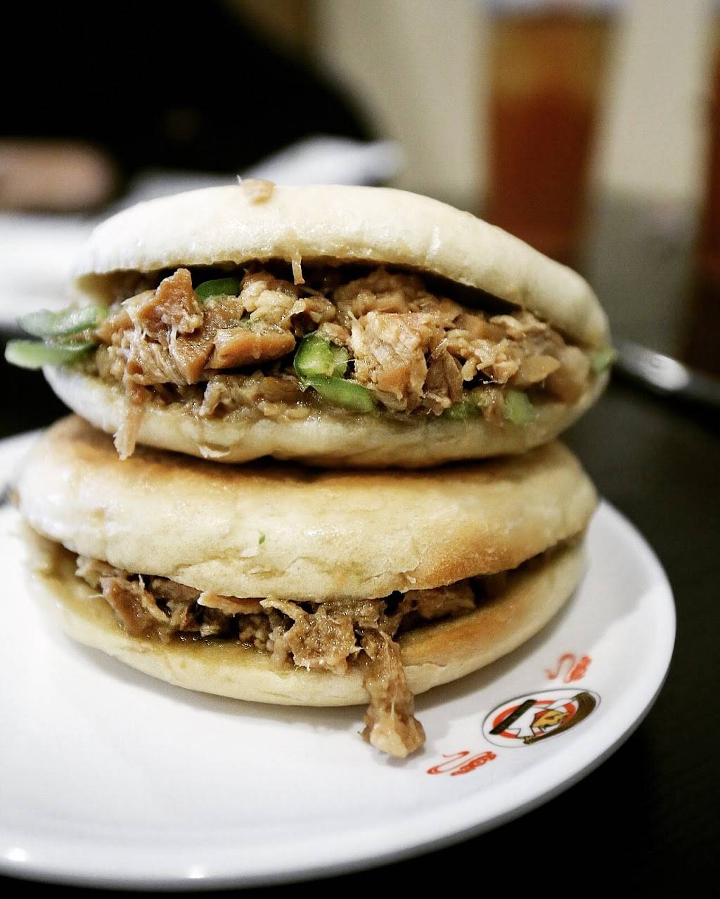 Lucky Noodle | restaurant | 8525 Blanco Rd, San Antonio, TX 78216, USA | 2102679717 OR +1 210-267-9717