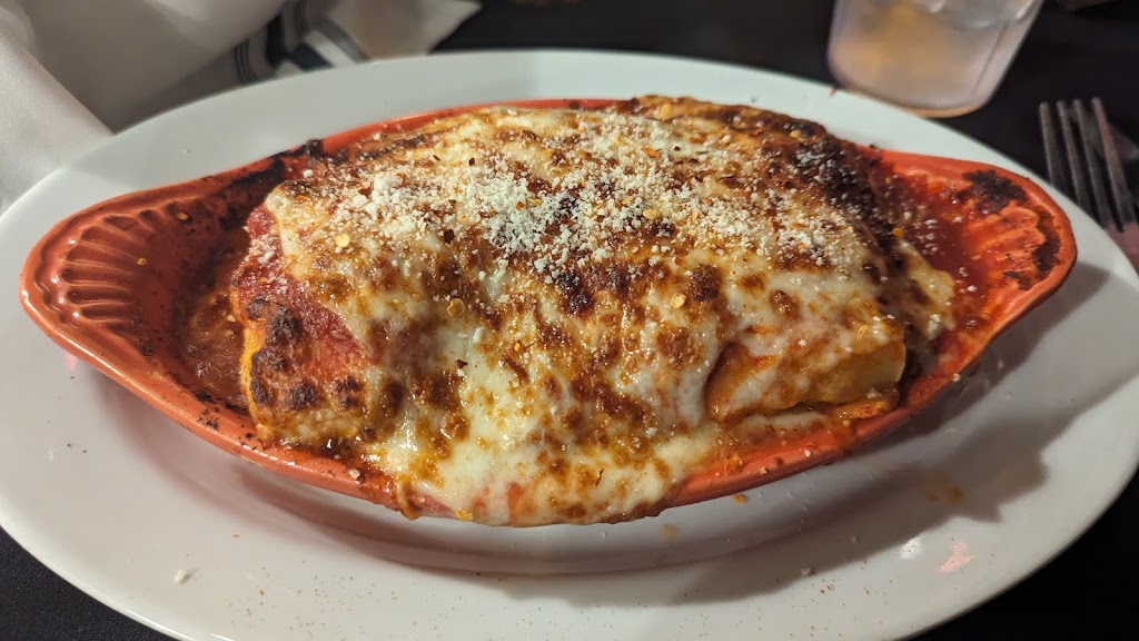 Geracis Restaurant Historic Willoughby | restaurant | 4127 Erie St, Willoughby, OH 44094, USA | 4402206347 OR +1 440-220-6347