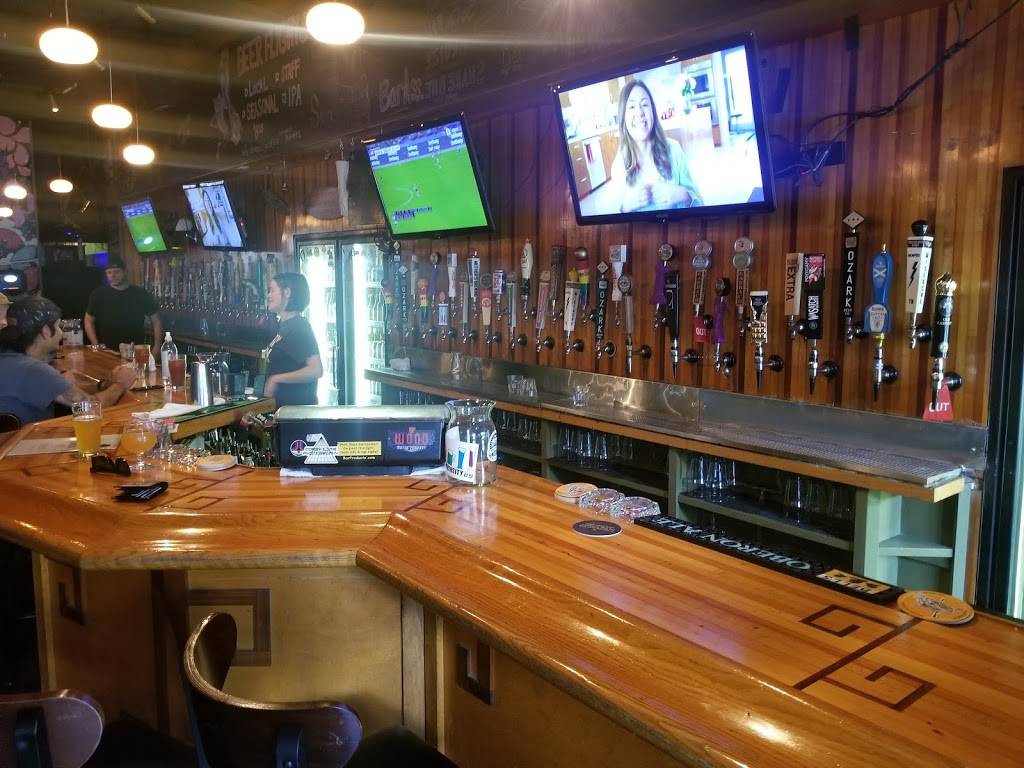 Brewskis Draft Emporium | restaurant | 408 W Dickson St, Fayetteville, AR 72701, USA | 4799736969 OR +1 479-973-6969