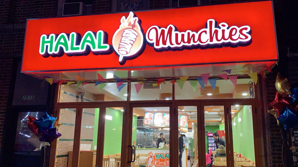 Halal Munchies | restaurant | 25-35 Steinway St, Astoria, NY 11103, USA | 9177450585 OR +1 917-745-0585