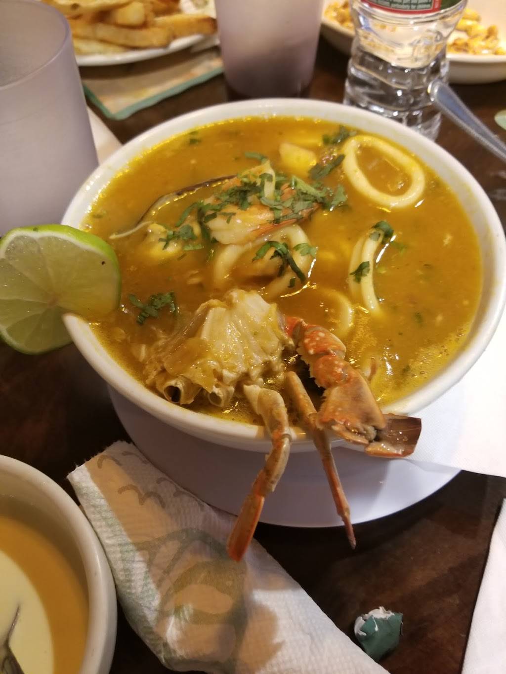 Carbonazo | restaurant | 1156 E Jersey St, Elizabeth, NJ 07201, USA | 9084696240 OR +1 908-469-6240