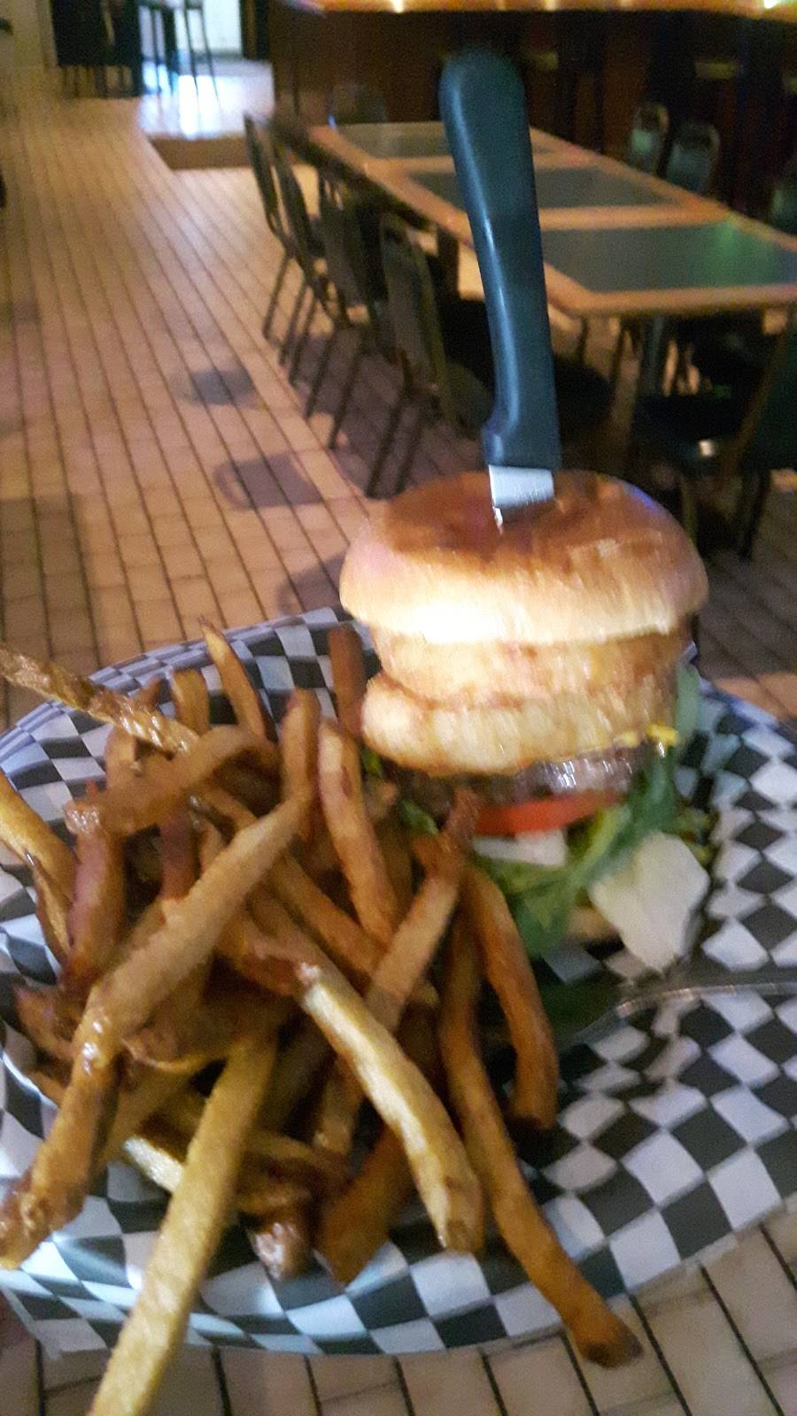 Slices n Squares | meal delivery | 5300 Walker Rd, Windsor, ON N9A 6J3, Canada | 5199779111 OR +1 519-977-9111