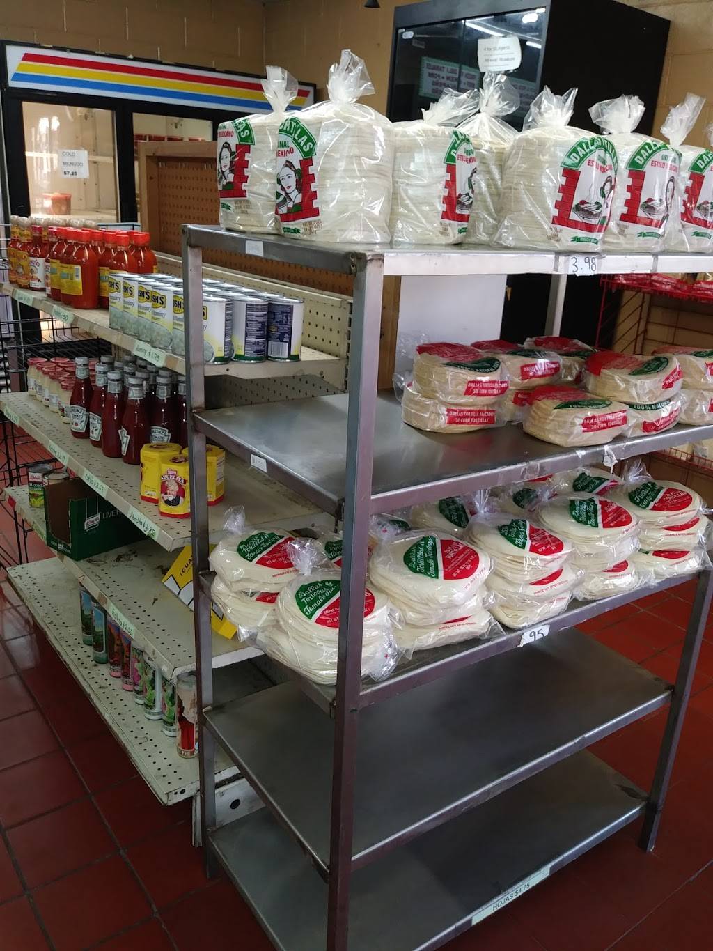 Dallas Tortilla & Tamale Factory | restaurant | 309 N Marsalis Ave, Dallas, TX 75203, USA | 2149437681 OR +1 214-943-7681