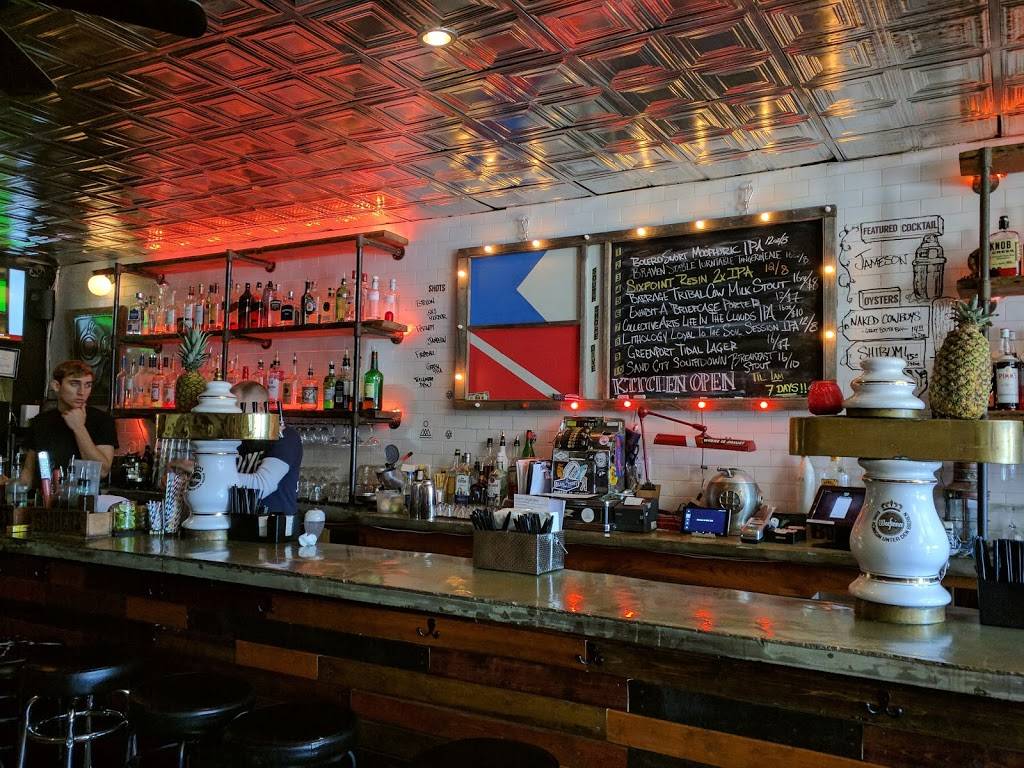 South Shore Dive | restaurant | 65 Main St, West Sayville, NY 11796, USA | 6312186500 OR +1 631-218-6500