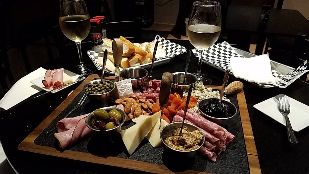 Nics | restaurant | 6256 Skyway Rd, Paradise, CA 95969, USA | 5304139422 OR +1 530-413-9422