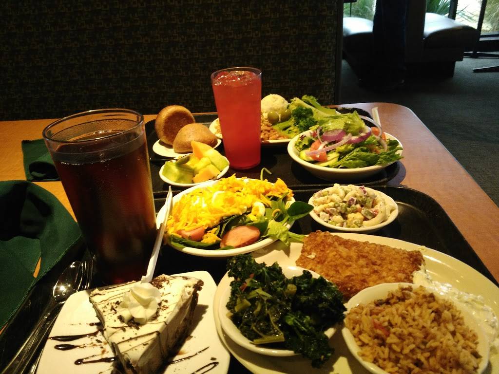 Lubys | restaurant | 801 N Beckley Rd, DeSoto, TX 75115, USA | 9722309944 OR +1 972-230-9944