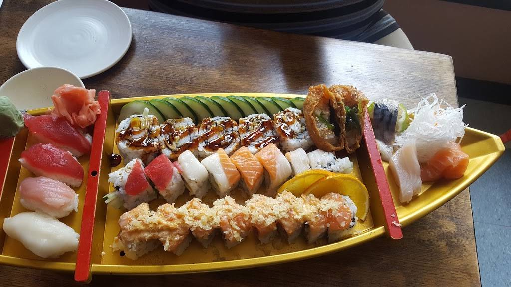 Momotaro Sushi | restaurant | 2803 W Cary St, Richmond, VA 23221, USA | 8043550060 OR +1 804-355-0060
