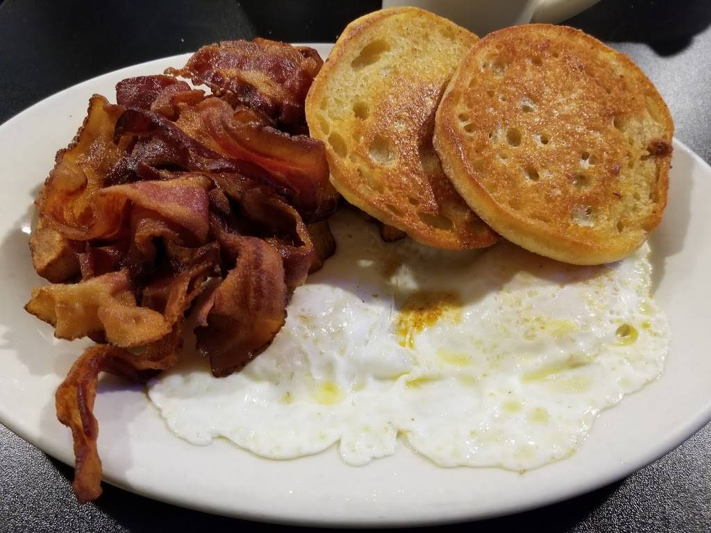 Bobolas Family Restaurant | restaurant | 1420 Lakeview Ave, Dracut, MA 01826, USA | 9789570065 OR +1 978-957-0065