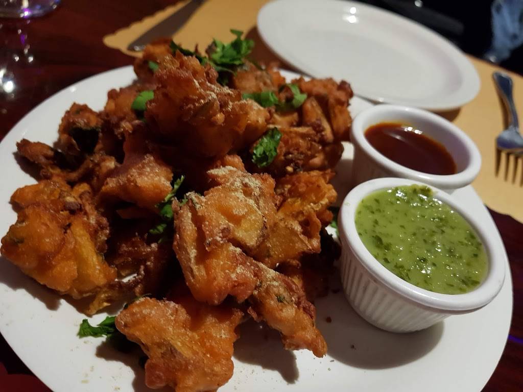 Cafe India Bay View | restaurant | 2201 S Kinnickinnic Ave, Milwaukee, WI 53207, USA | 4148376121 OR +1 414-837-6121