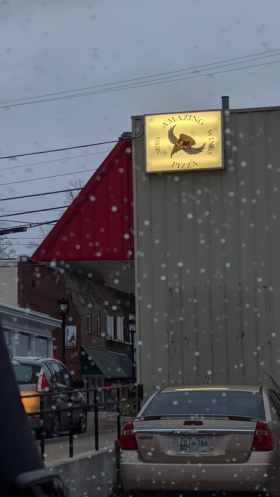 Amazing Pizza and Wings | restaurant | 103 W Main St, Henderson, TN 38340, USA | 7314351494 OR +1 731-435-1494