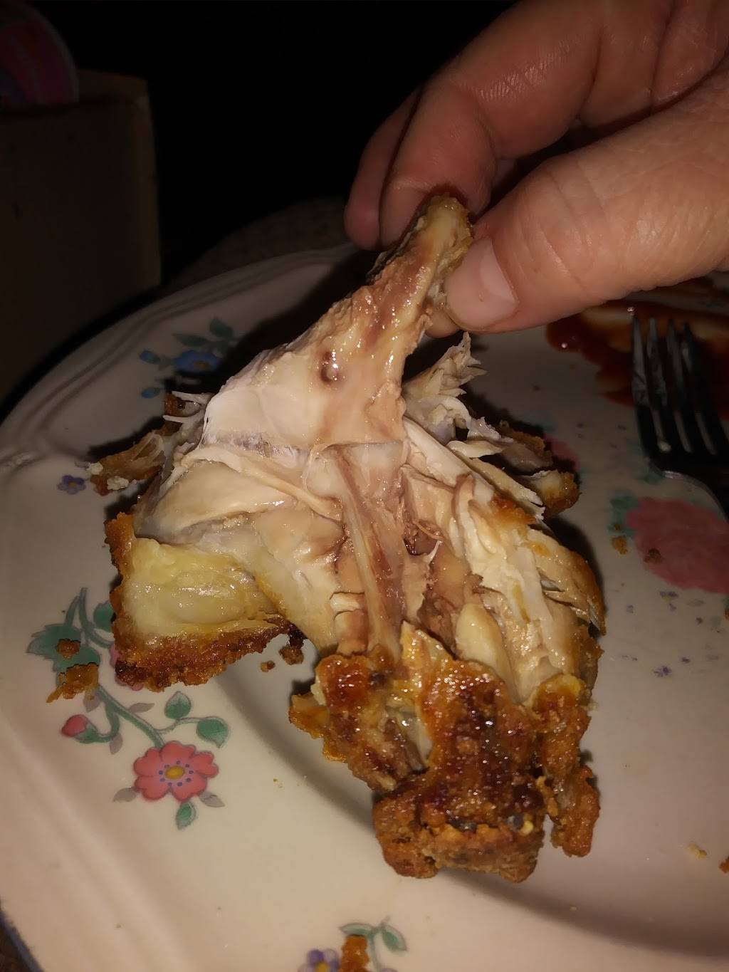 Golden Chicken | meal takeaway | 3032 South 13th Street, Milwaukee, WI 53215, USA | 4143837010 OR +1 414-383-7010